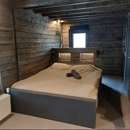 Apartman Garden House Hága
