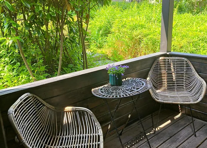 Апартаменты Garden House - Free Parking