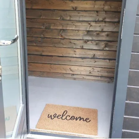 Garden House - Free Parking *