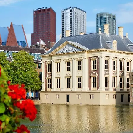 Garden House Apartment The Hague