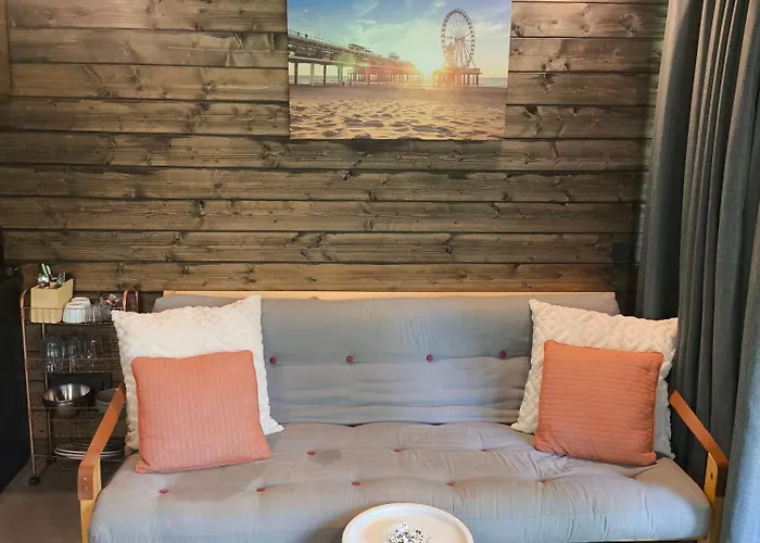 Garden House - Free Parking